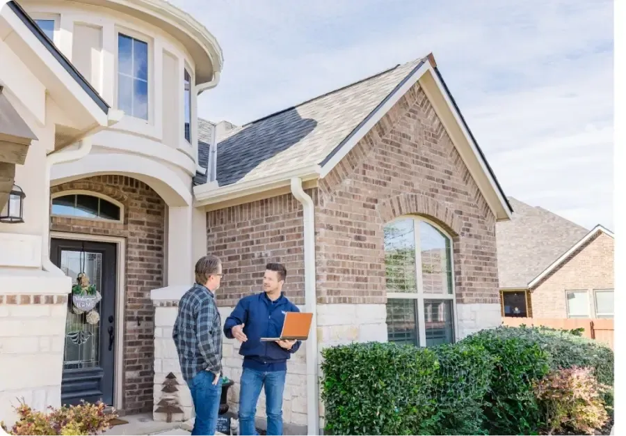 Ark consultant reviewing ventilation findings with an Austin homeowner
